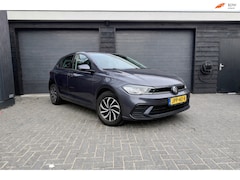 Volkswagen Polo - | 2022 | Automaat | ACC | PDC | CarPlay
