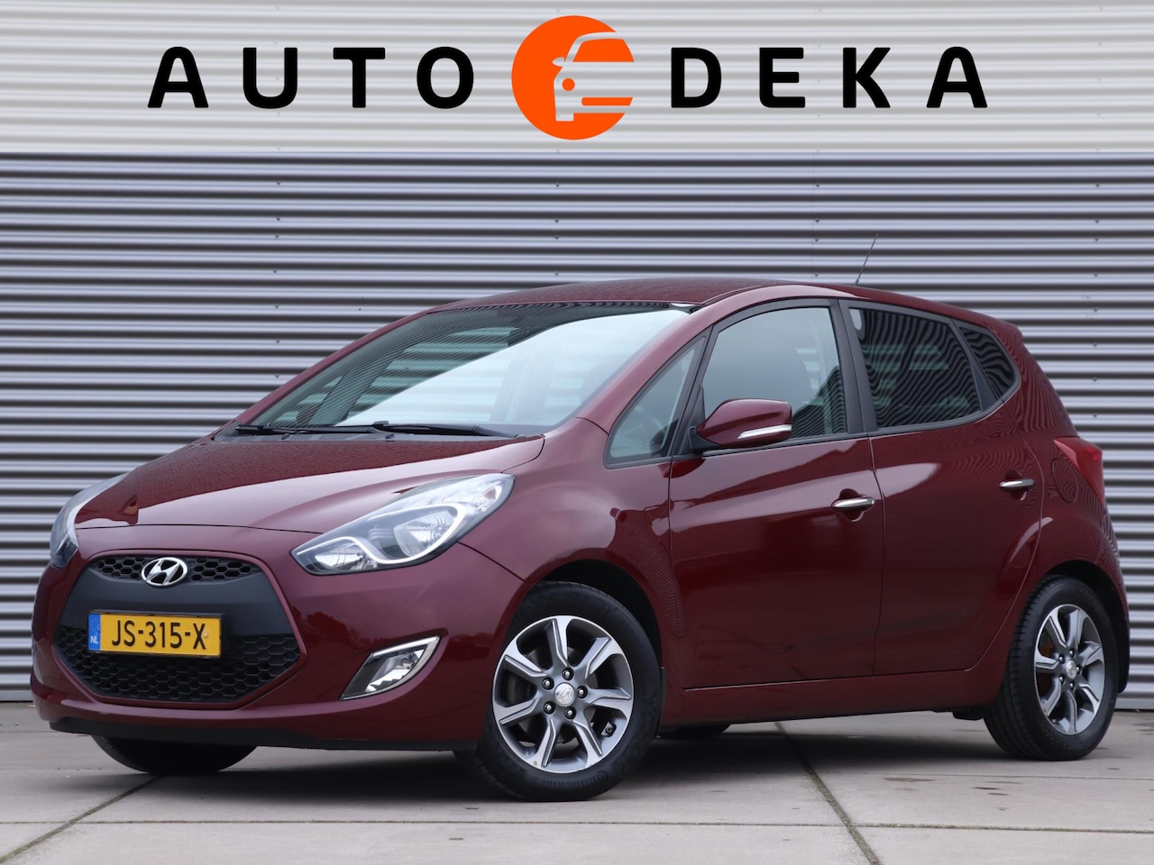 Hyundai ix20 - 1.6i Go! Automaat *Navigatie*Trekhaak*Parkeersens.* - AutoWereld.nl