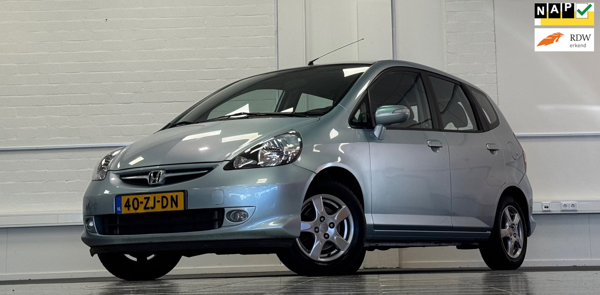Honda Jazz - 1.4 LS Automaat 3e Eigenaar Clima Garantie - AutoWereld.nl