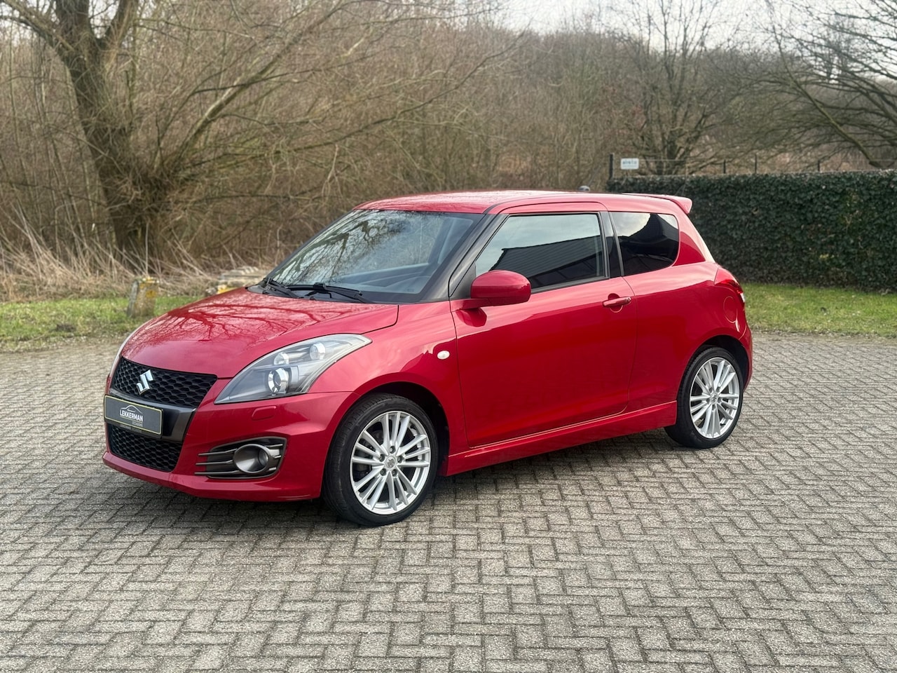 Suzuki Swift - 1.6 Sport 136PK I CRUISE I STOELVERWA. I NWE APK I GOED ONDH - AutoWereld.nl