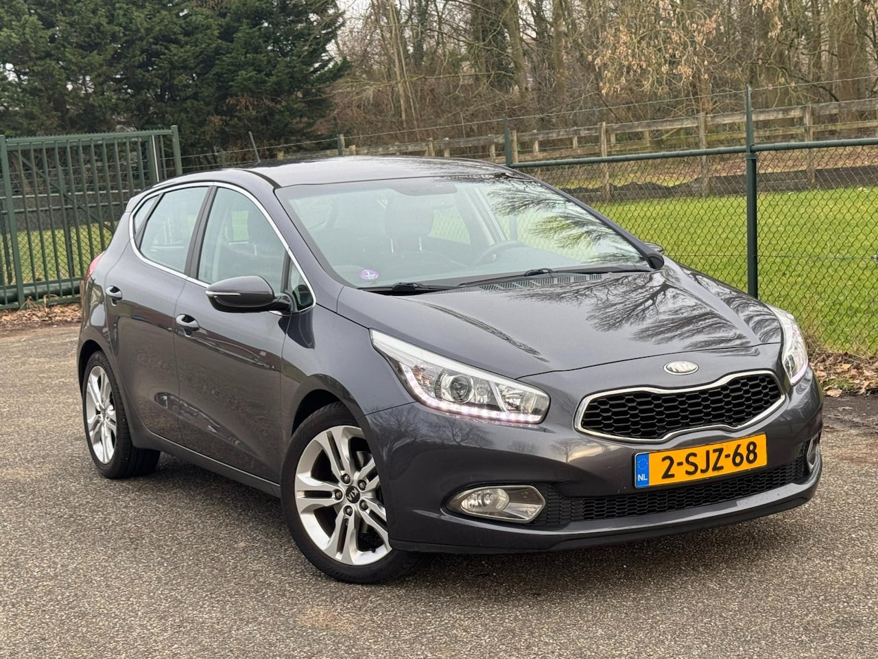 Kia Cee'd - 1.6 GDI Business Pack /Navi/Camera/Cruise/ - AutoWereld.nl