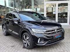 Volkswagen T-Roc - 1.5 TSI 150pk 7-DSG R-Line|Camera| Dodehoek|Carplay|Led| Rijklaarprijs incl garantie