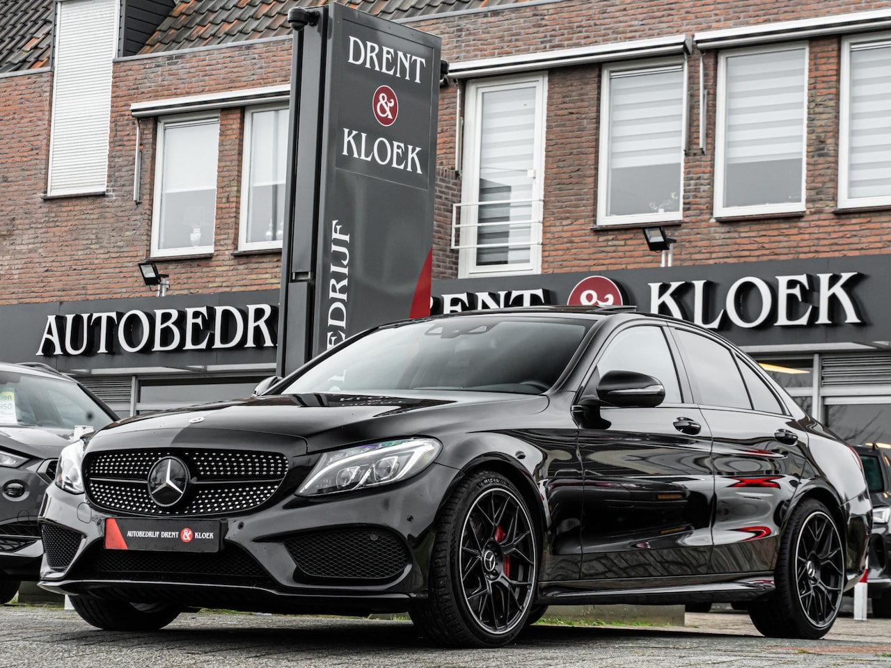Mercedes-Benz C-klasse - 43 AMG 4MATIC PANO MEMORY STOEL CAMERA NIGHT PAKKET HUD 19 INCH TREKHAAK - AutoWereld.nl