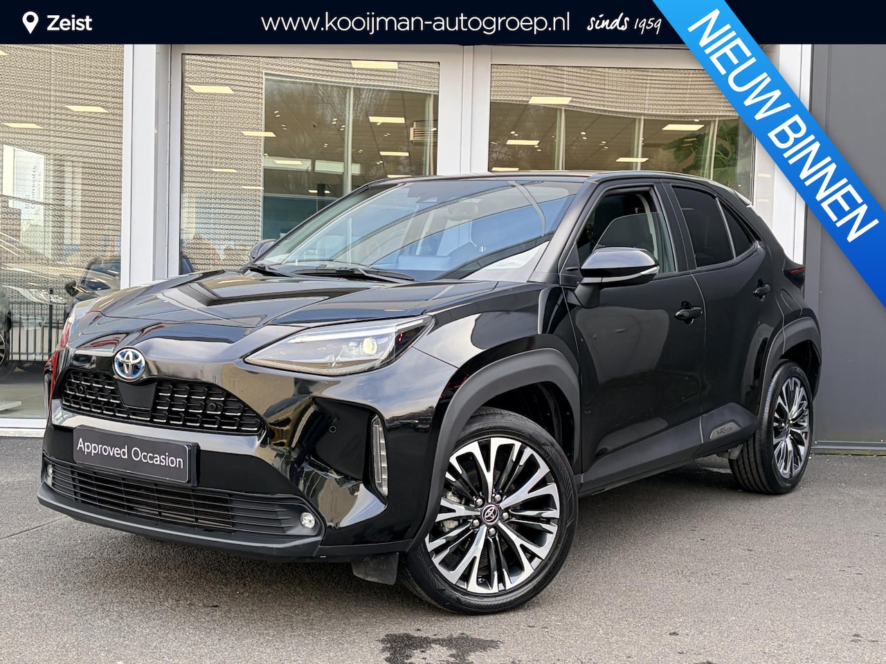 Toyota Yaris Cross - 1.5 Hybrid Executive 18 inch | Panoramadak | Half leder | Parkeersensoren rondom - AutoWereld.nl