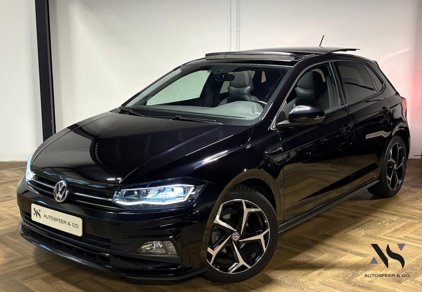Volkswagen Polo - 1.0 TSI R-Line PANO KEYLESS BEATS VOL' - AutoWereld.nl