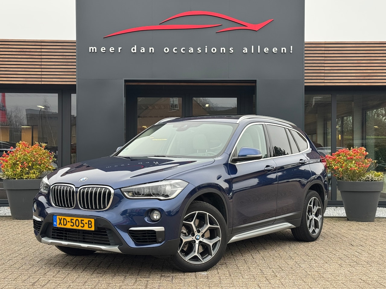 BMW X1 - SDRIVE20I X1 sDrive20i High Executive Panoramadak - AutoWereld.nl