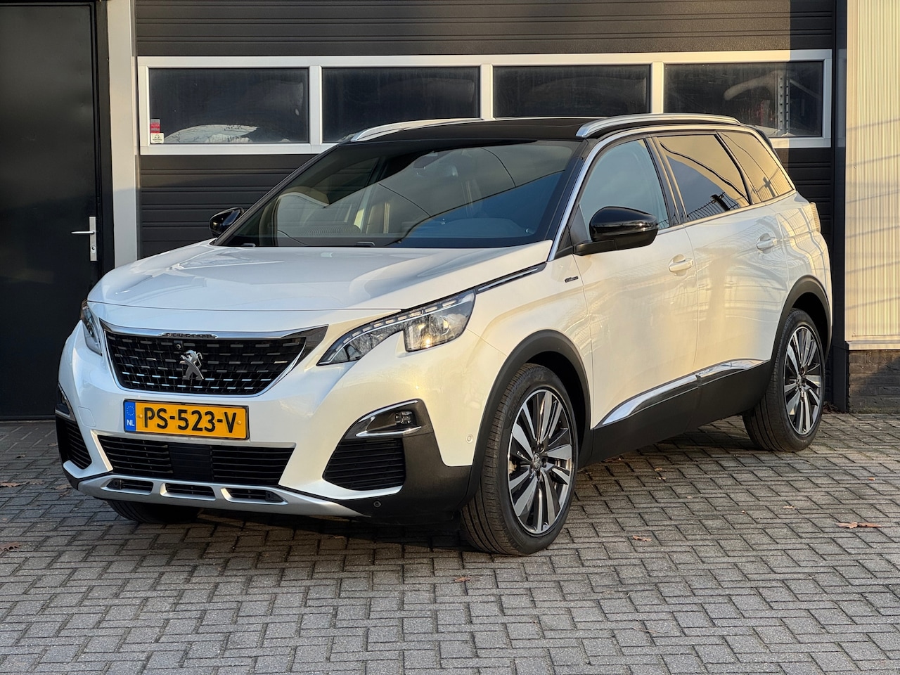 Peugeot 5008 - 1.6 e-THP GT-Line 7P Pano, Memory Stoel, Keyless, Cruise, NAP - AutoWereld.nl