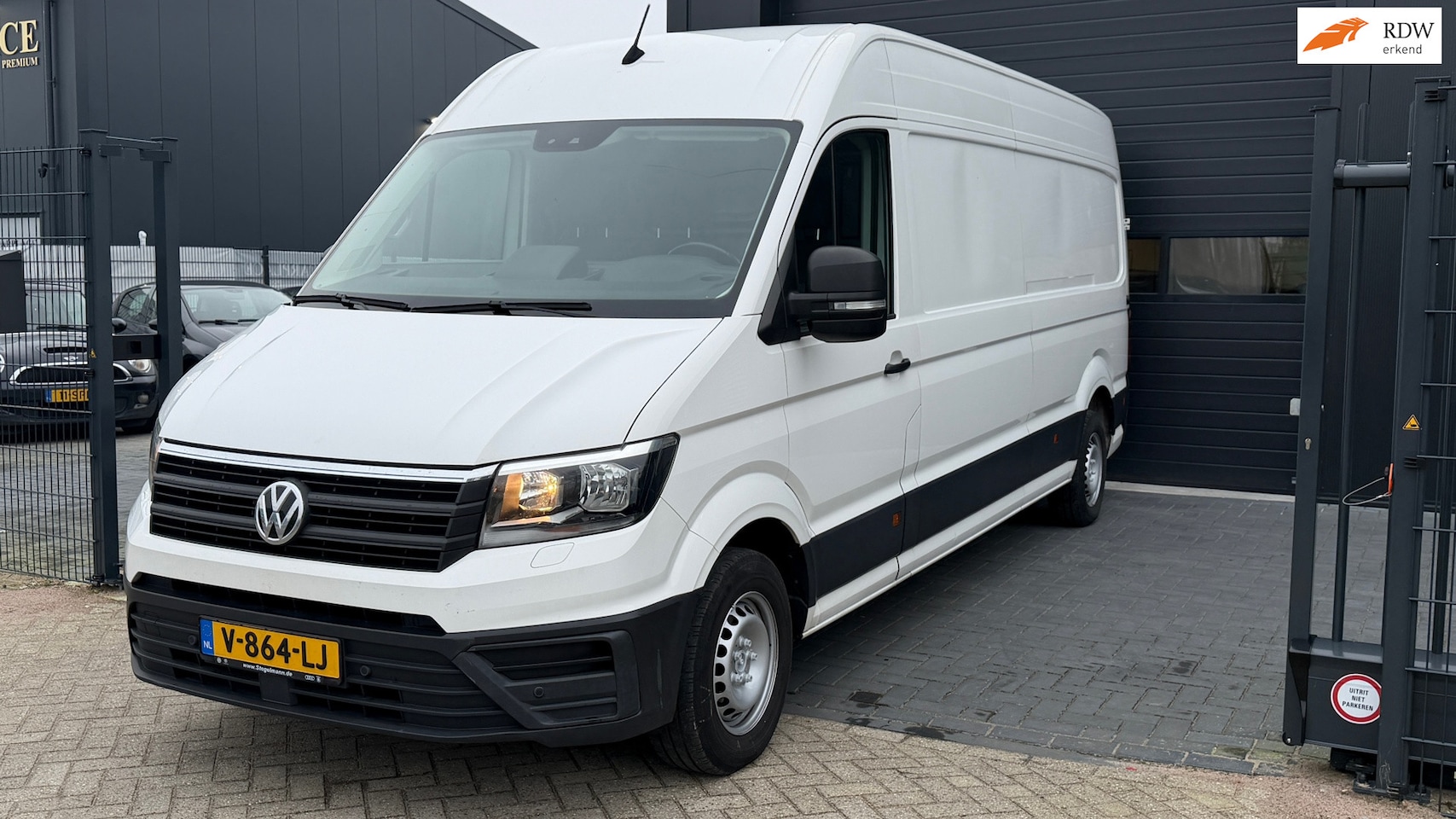 Volkswagen Crafter - 35 2.0 TDI L4H3 EL 35 2.0 TDI L4H3 EL EURO6 - AutoWereld.nl