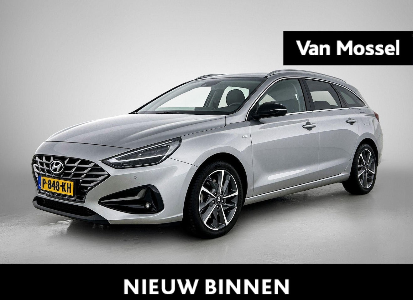 Hyundai i30 Wagon - 1.5 T-GDi MHEV Premium | Afneembare Trekhaak| 17"LMV | Cam | PDC | Stoel Verwarming + Koel - AutoWereld.nl