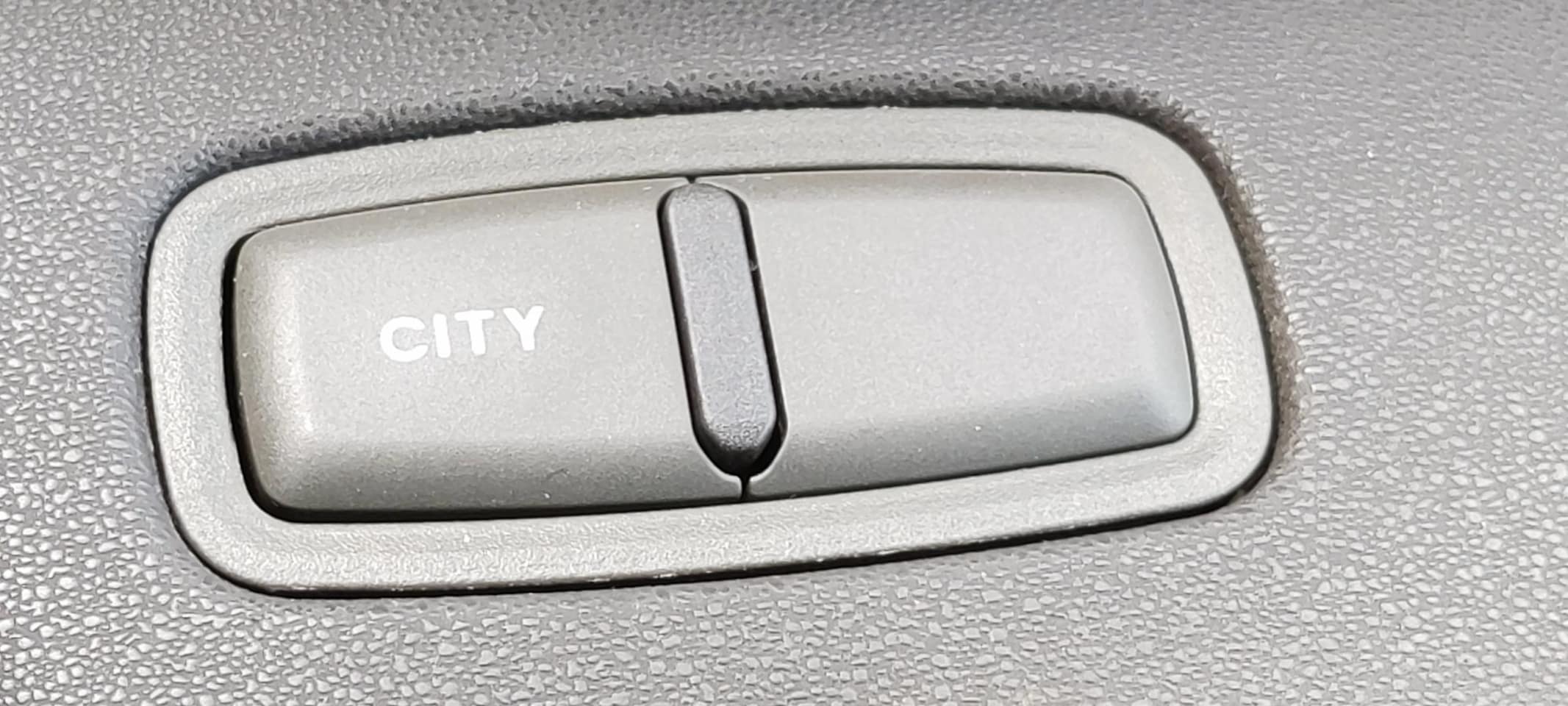 Fiat Idea - 1.4-16V Active Nieuwe APK, nieuwe koppeling, startmotor, dynamo. Onderhoudsbeurt gehad.
