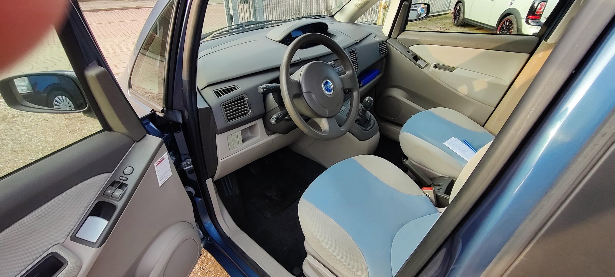 Fiat Idea - 1.4-16V Active Nieuwe APK, nieuwe koppeling, startmotor, dynamo. Onderhoudsbeurt gehad.