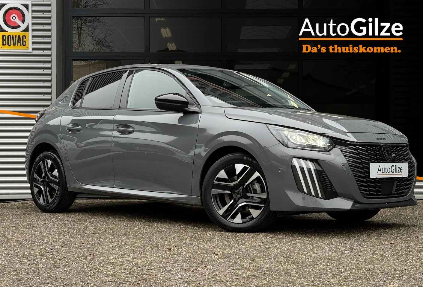 Peugeot 208 - 1.2 PureTech 100 Allure l Pack Vision l Navi l Carplay l LED - AutoWereld.nl