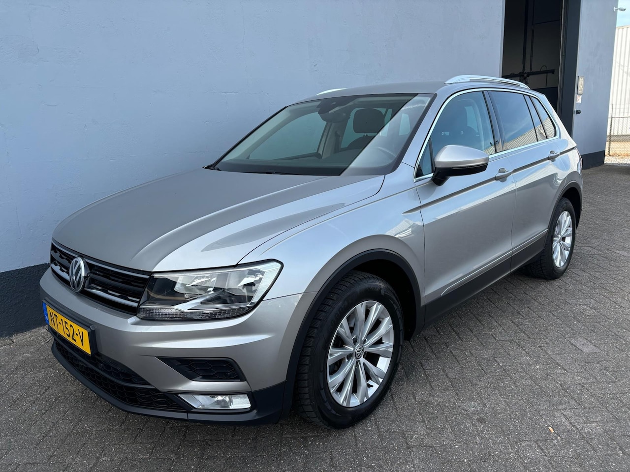 Volkswagen Tiguan - 1.4 TSI ACT Comfortline Business 1.4 TSI ACT Comfortline Business - AutoWereld.nl
