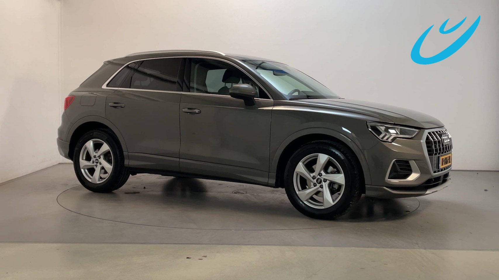 Audi Q3 - 35 TFSI Advanced Edition Plus Stoelverwarming Navigatie LED Parkeersensoren - AutoWereld.nl