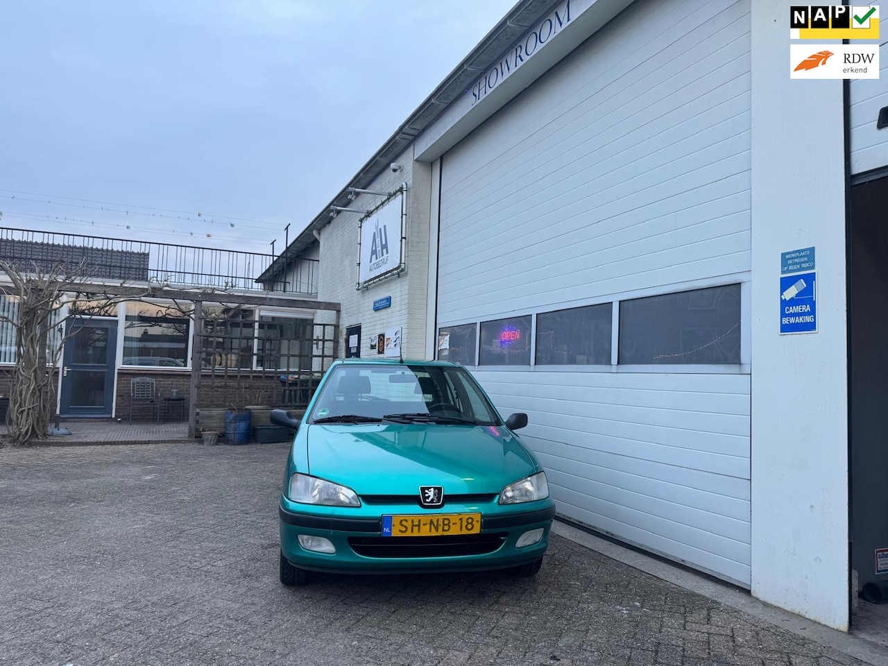 Peugeot 106 - 1.6 Accent INRUIL KOOPJE AUTOMAAT STUURBEKRACHTING - AutoWereld.nl