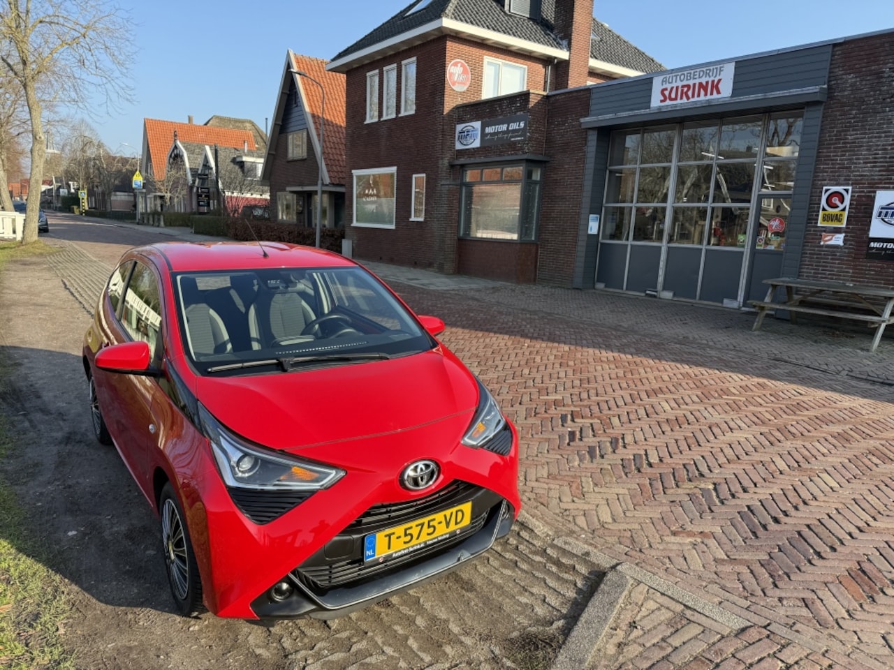 Toyota Aygo - 1.0 VVT-i x-play 1.0 VVT-i x-play - AutoWereld.nl