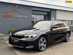 BMW 3-serie Touring - 330e xDrive Facelift M-sport pano trekh leder 19"