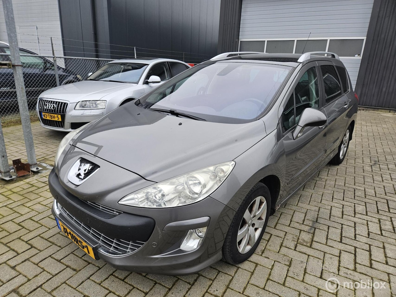 Peugeot 308 SW - 1.6 e-HDi Allure AIRCO/PANO/CRUISE APK 02/2027 VASTEPRIJS - AutoWereld.nl