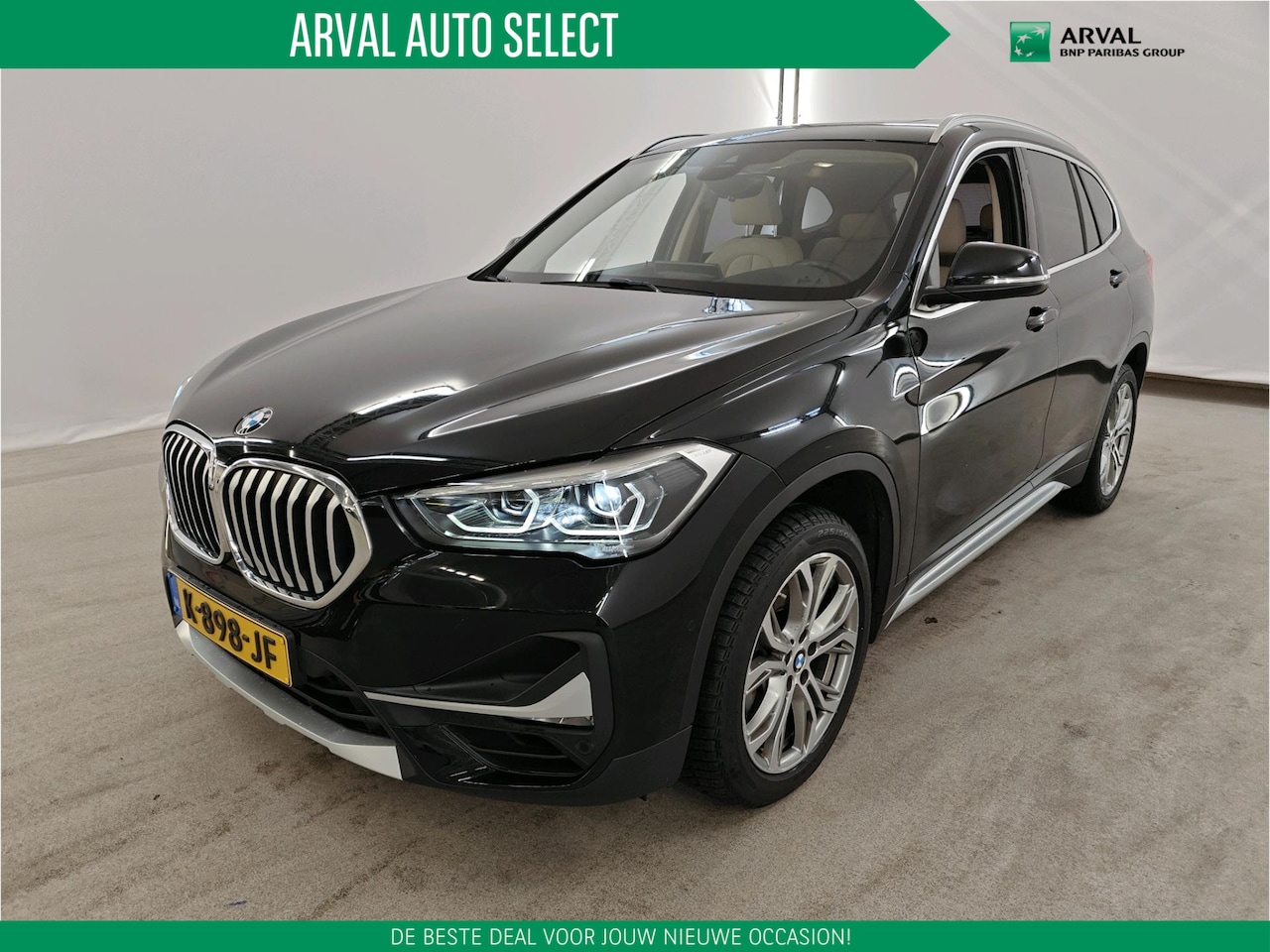 BMW X1 - SDrive20i 178pk Automaat High Executive Edition | Model xLine | Panoramadak | Beige Leder - AutoWereld.nl