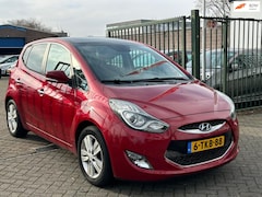 Hyundai ix20 - 1.6i i-Catcher Automaat 1e eigenaar dealer onderhouden panorama dak airco navigatie parkee
