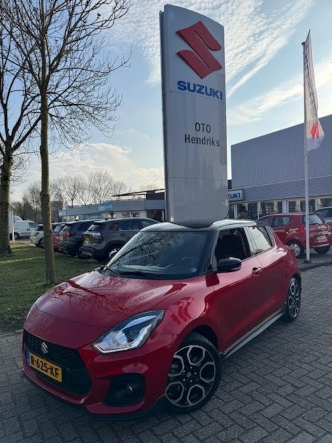 Suzuki Swift - 1.4 Boosterjet 129pk Smart Hybrid Sport - AutoWereld.nl