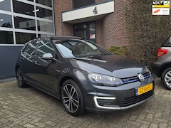Volkswagen Golf - 1.4 TSI GTE Panoramadak |Navi |Camera