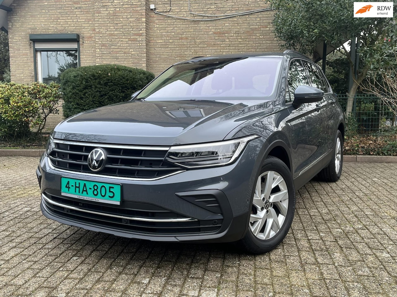 Volkswagen Tiguan - 1.5 TSI Elegance Automaat - AutoWereld.nl