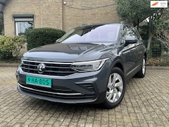 Volkswagen Tiguan - 1.5 TSI Elegance Automaat