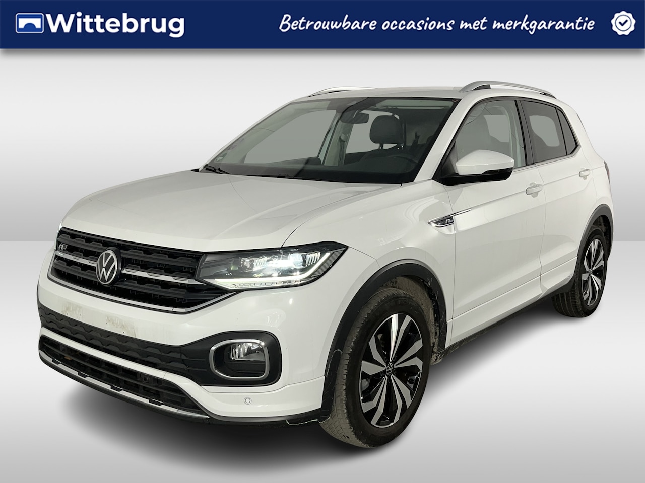 Volkswagen T-Cross - 1.0 TSI R-Line / AUTOMAAT/ PARK.SENSOREN V+A/ CAMERA/ APP-CONNECT/ STOEL VERWARMING/ ACC/ - AutoWereld.nl