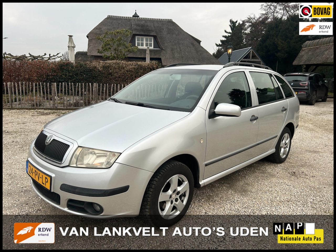 Skoda Fabia Combi - 1.4-16V Elegance airco, cruise,Trekhaak - AutoWereld.nl