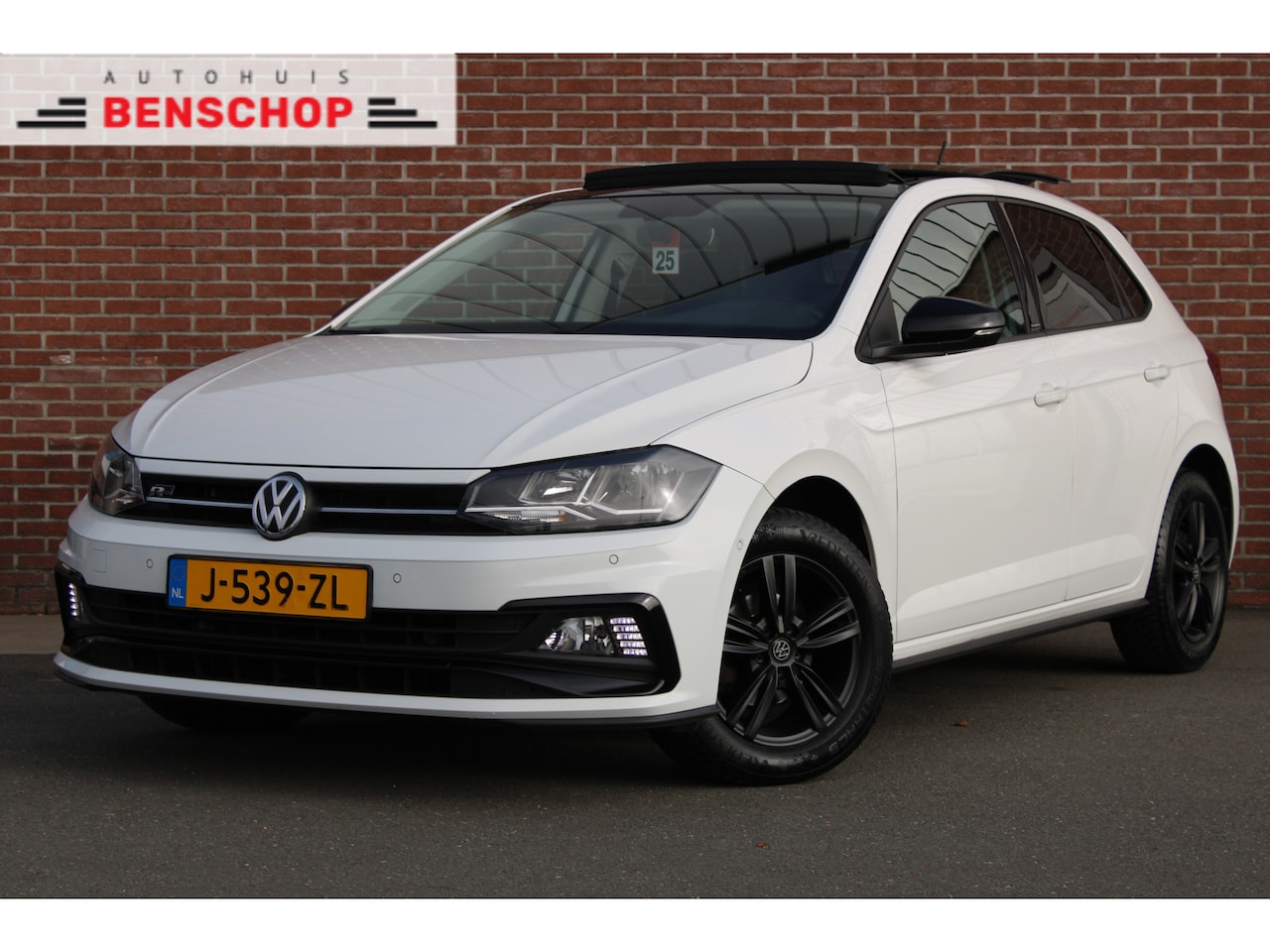 Volkswagen Polo - 1.0 DSG 96PK R-Line |PANO-DAK|ACC|VIRTUAL-COCKPIT|STOELVERWARMING| - AutoWereld.nl
