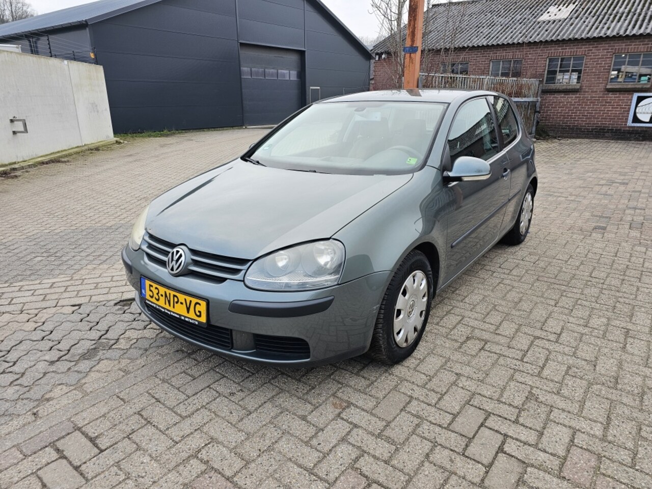 Volkswagen Golf - 1.6 FSI Trendline 1.6 FSI Trendline - AutoWereld.nl