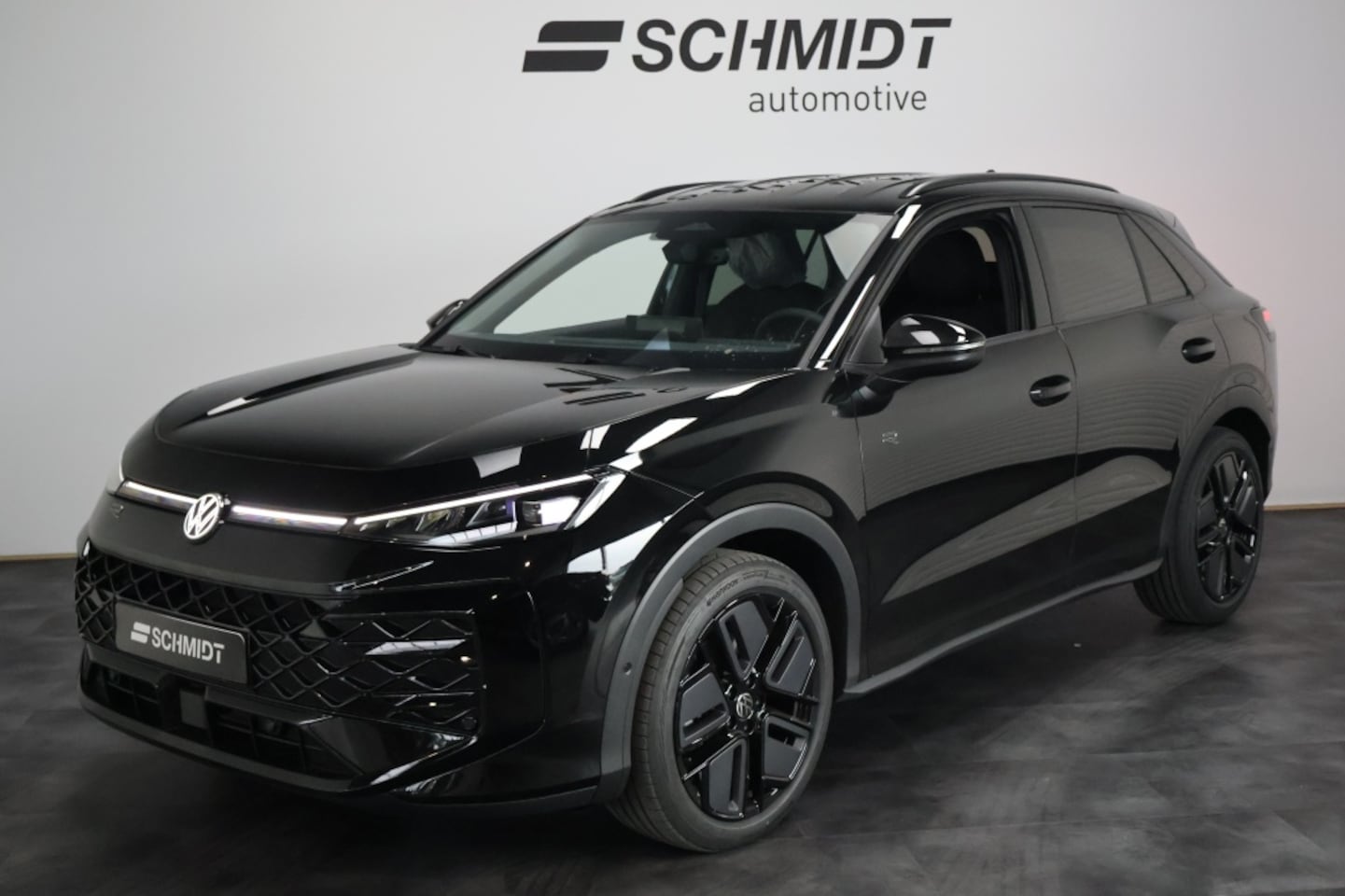 Volkswagen T-Roc - 1.5 eTSI 110 kW R-Line 150PK | IQ LED | DAB | ACC | Keyless - AutoWereld.nl