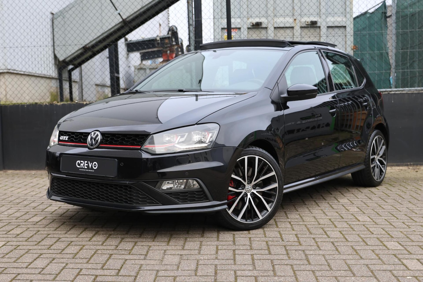 Volkswagen Polo - 1.8 TSI GTI | PANO | LED | PDC | - AutoWereld.nl