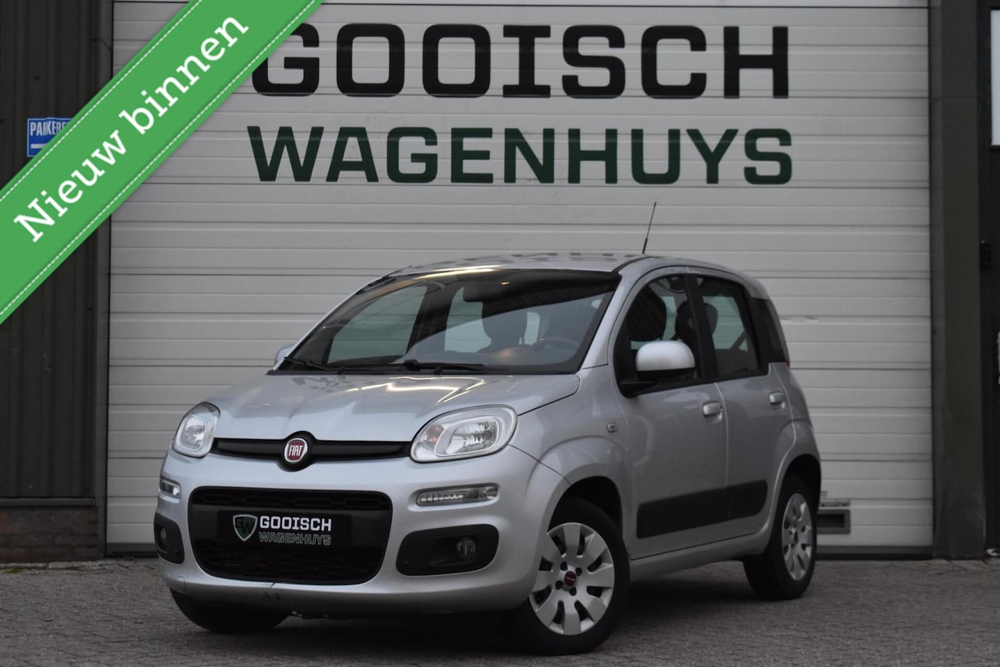 Fiat Panda - 0.9 TwinAir Lounge | Lage km stand! | Airco | Elektrische ramen | - AutoWereld.nl