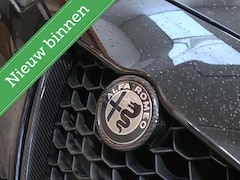 Alfa Romeo Giulia - 2.0 T AWD Veloce Q4 360PK 19" carbon leder