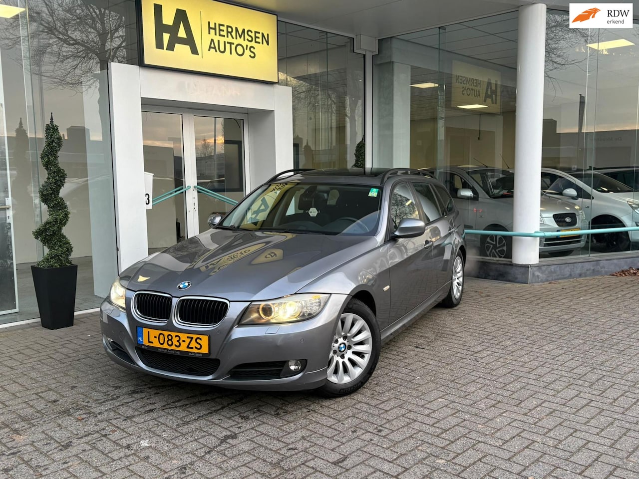 BMW 3-serie Touring - 318i|Pano|Stoelverwarming| - AutoWereld.nl