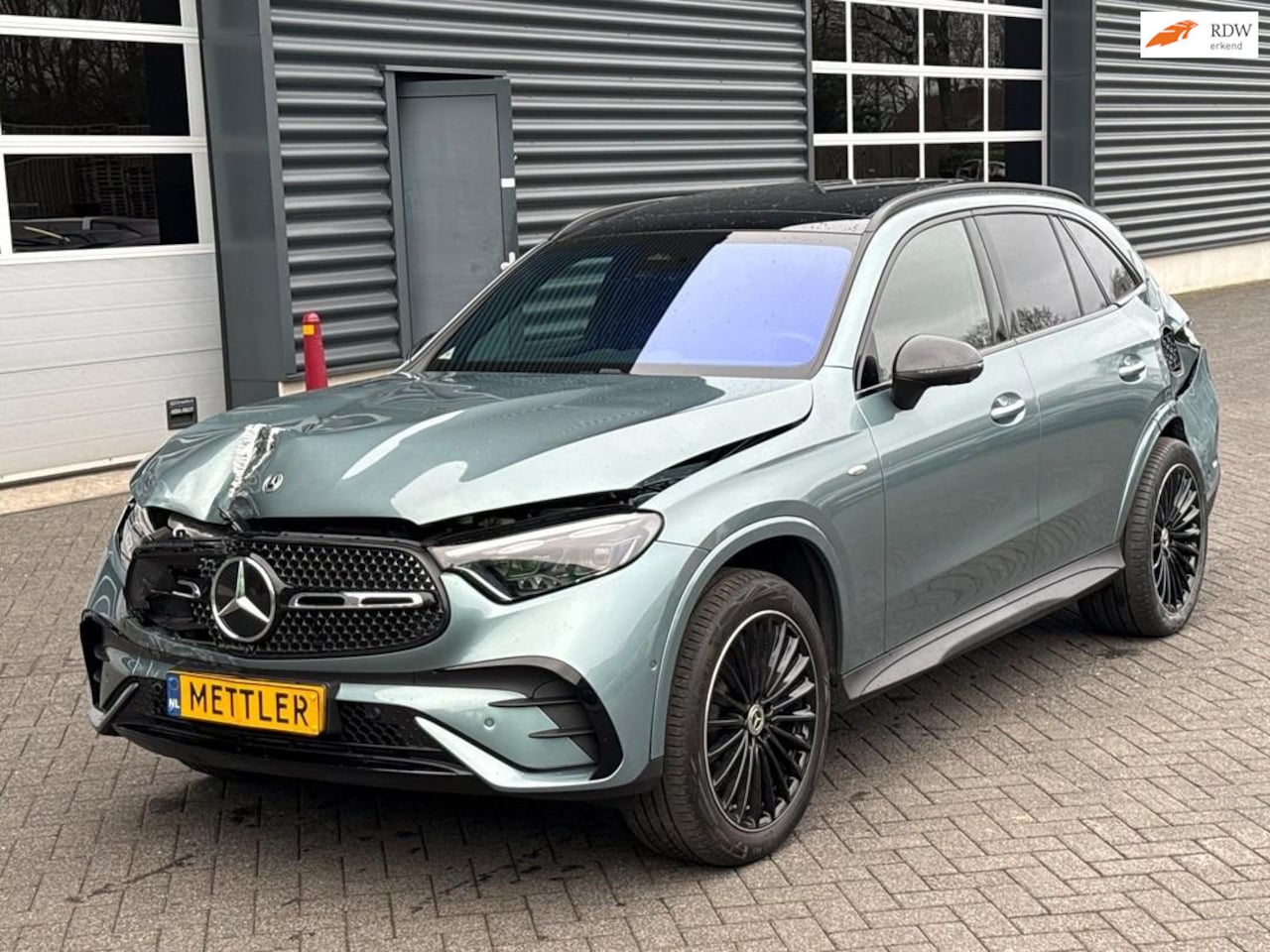 Mercedes-Benz GLC-klasse - 300e 4MATIC Business Line 300e 4MATIC Business Line, Burmester, Memory seats, Panoramadak, 360 camera - AutoWereld.nl