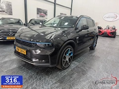 Lynk & Co 01 - panorama 94dkm