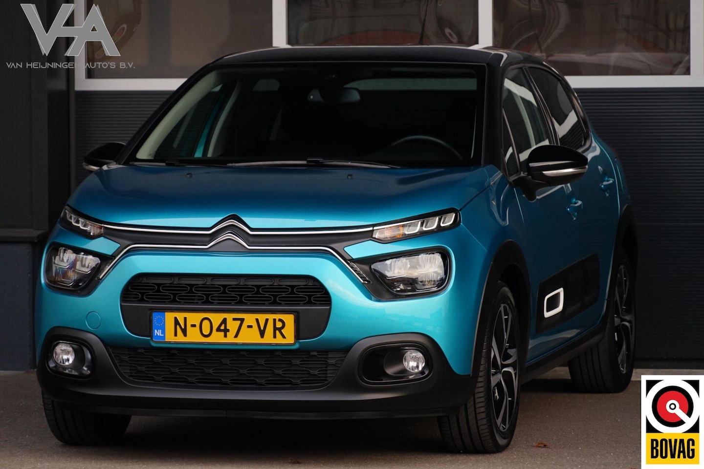 Citroën C3 - 1.2 PureTech Shine 1.2 PureTech Shine, NL, cam. CarPlay, clima, LED - AutoWereld.nl