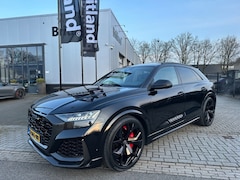 Audi RSQ8 - 4.0 V8 TFSI 600pk Quattro bj2020 *Pano *Carbon *23inch *BenO *Massage