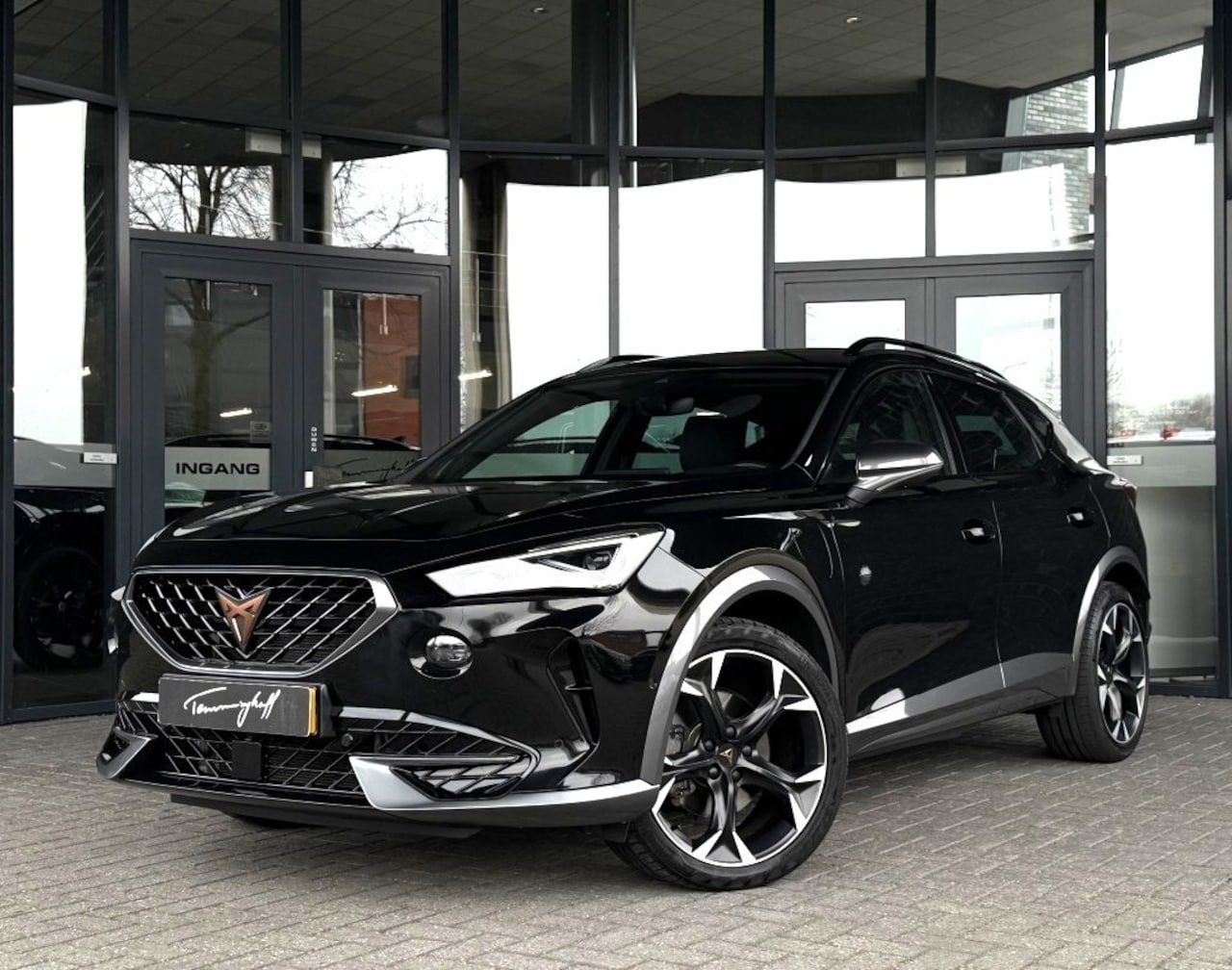 CUPRA Formentor - 1.4 E-HYBRID BNS - CAMERA - MATRIX - 19 INCH - AutoWereld.nl