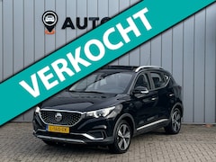 MG ZS - EV Luxury 45 kWh PANO TREKHAAK LEER