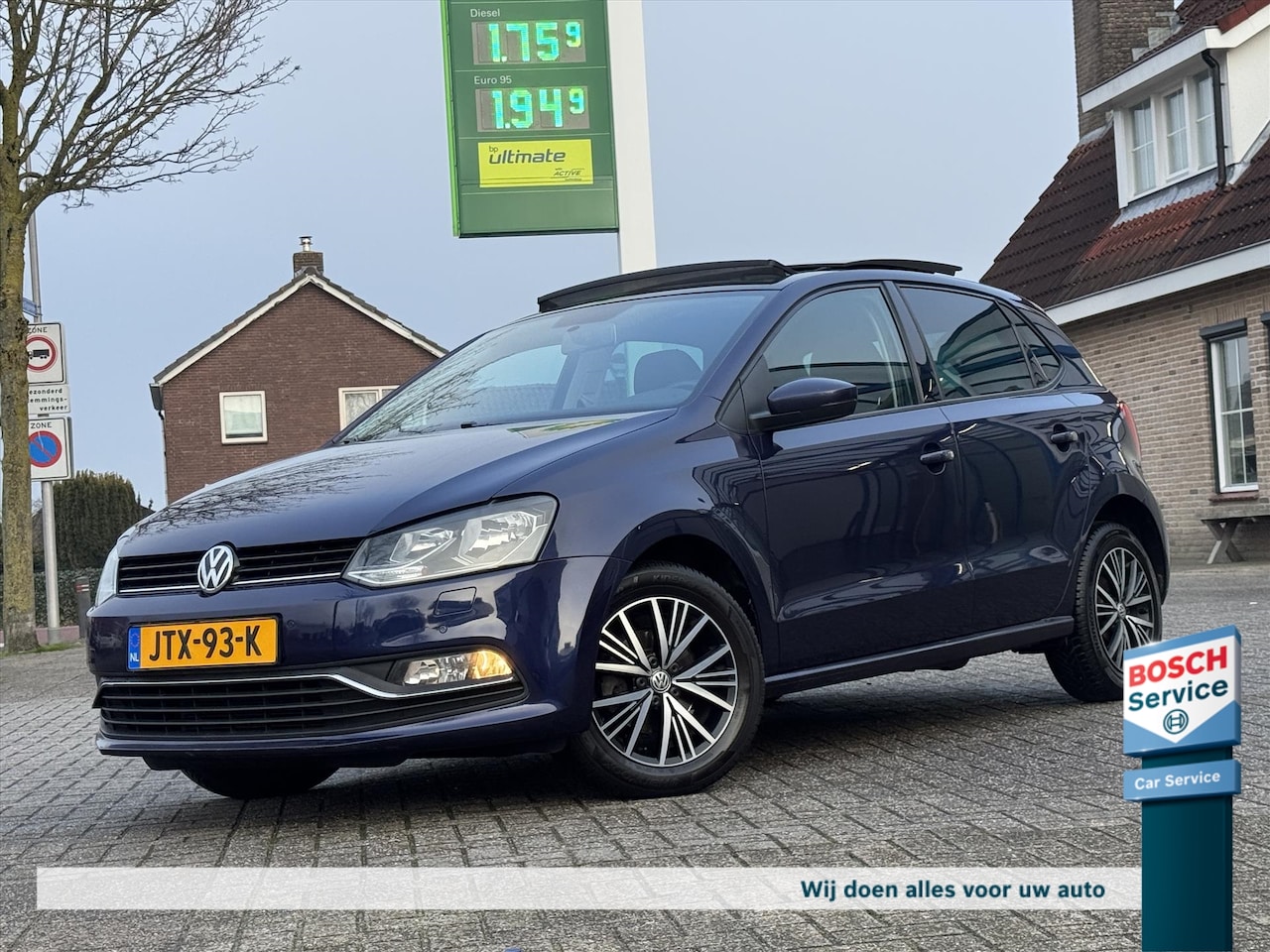 Volkswagen Polo - 1.0 MPI AlLLSTAR Edition / Pano / Navi / Stoelverwarming / Pdc / Bleutooth / Lichtmetaal - AutoWereld.nl