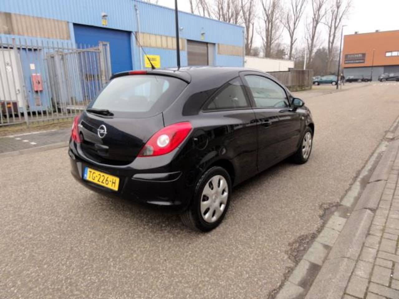 Opel Corsa - 1.2-16V Business Airco Bj 2009 Apk 28/10/2026 - AutoWereld.nl