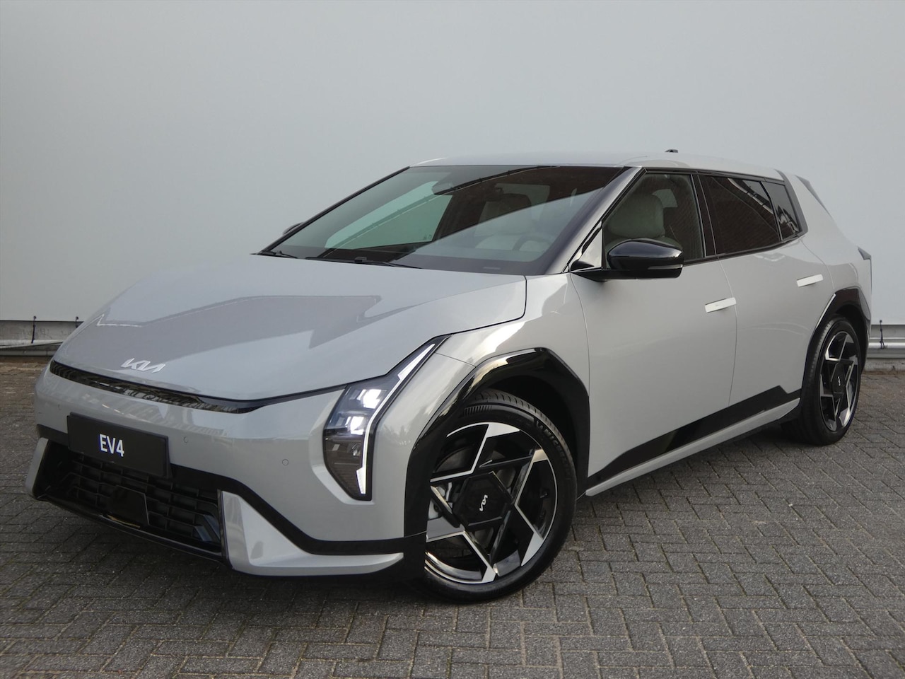 Kia EV4 - 81,4 kWh 204PK GT-Line Business Edition | 584KM ACTIERADIUS | IN BESTELLING - AutoWereld.nl
