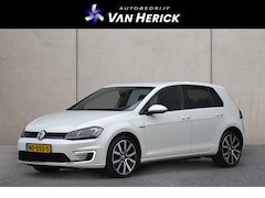 Volkswagen Golf - 1.4 TSI 204PK GTE | Leder | Navigatie | Spiegelpakket