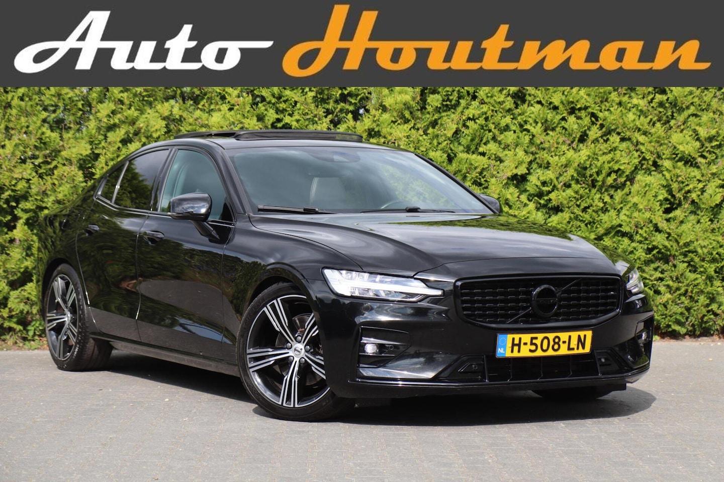 Volvo S60 - 2.0 T4 R-Design A. Cruise|Leder|Panodak|Led|Nav|Camera|Stoelverw.|Trhk - AutoWereld.nl