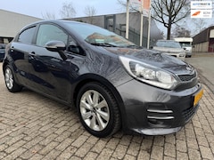 Kia Rio - 1.2 CVVT ExecutiveLine navi, cruise, elec pakket, camera. pdc, 17 Inch , xenon/led, multi