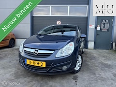 Opel Corsa - 1.4-16V Edition